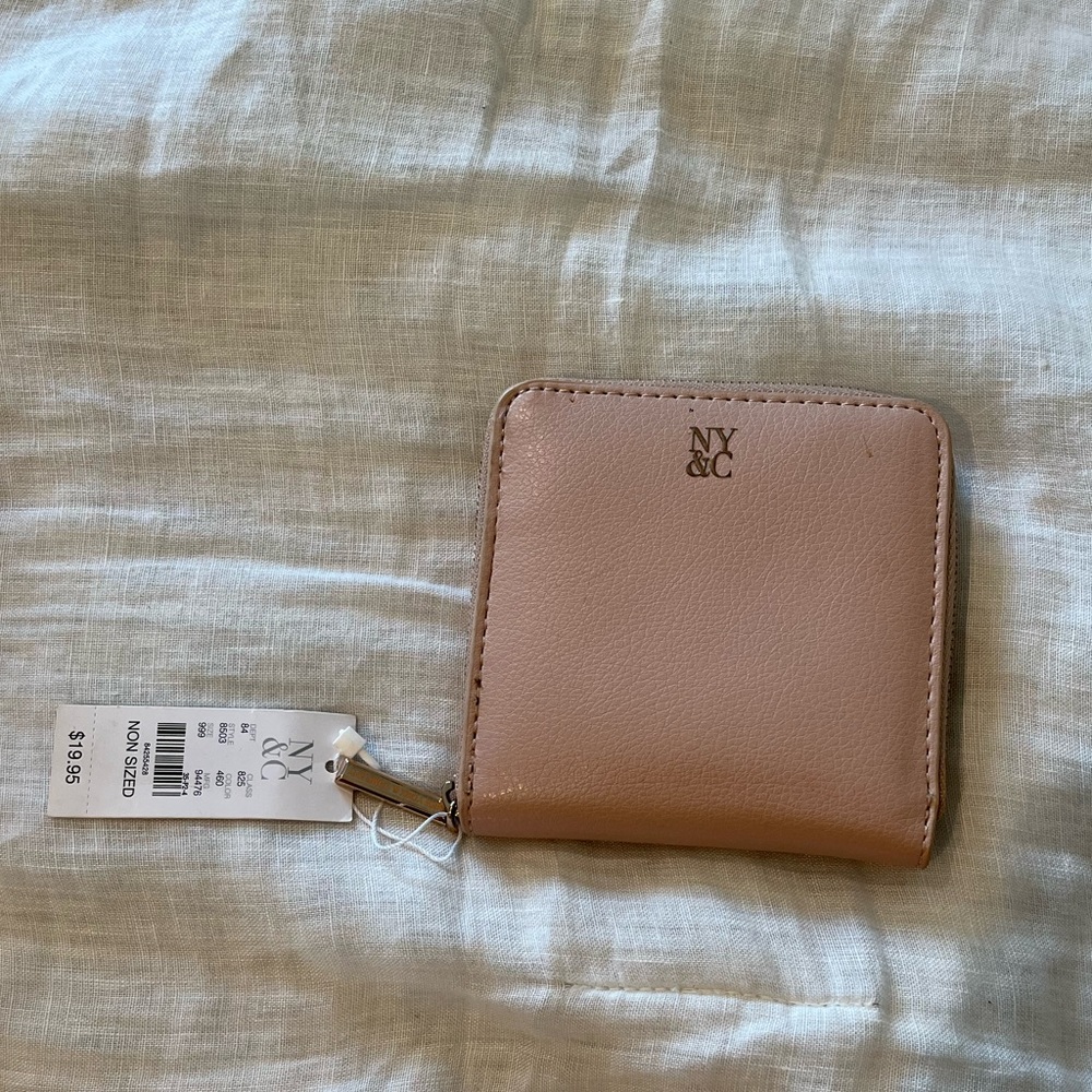 NY&C wallet NEVER USED
